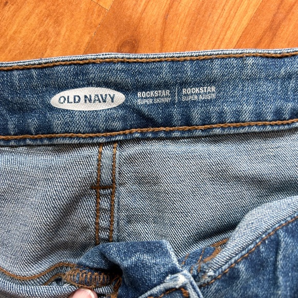 Old Navy Rockstar super skinny - size 18 - Picture 2 of 4